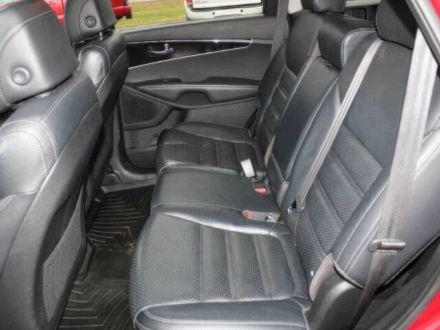 Красный Киа Соренто, объемом двигателя 2.4 л и пробегом 59 тыс. км за 6400 $, фото 9 на Automoto.ua