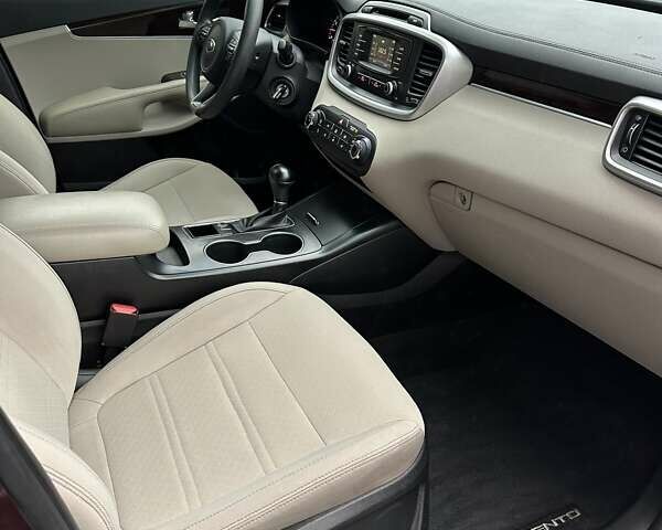 Красный Киа Соренто, объемом двигателя 3.34 л и пробегом 87 тыс. км за 16500 $, фото 19 на Automoto.ua
