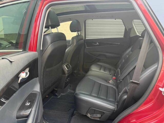 Червоний Кіа Соренто, об'ємом двигуна 2 л та пробігом 38 тис. км за 10900 $, фото 12 на Automoto.ua