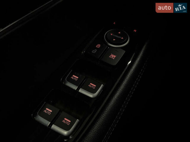 Красный Киа Соренто, объемом двигателя 2.36 л и пробегом 96 тыс. км за 17999 $, фото 23 на Automoto.ua