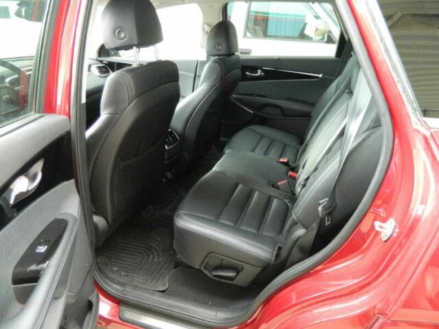 Червоний Кіа Соренто, об'ємом двигуна 3.3 л та пробігом 50 тис. км за 17100 $, фото 9 на Automoto.ua