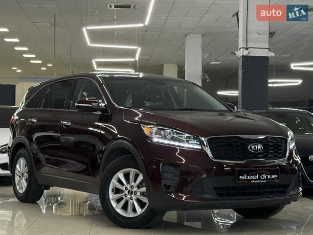 Красный Киа Соренто, объемом двигателя 2.36 л и пробегом 96 тыс. км за 17999 $, фото 3 на Automoto.ua
