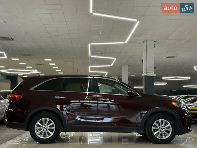 Красный Киа Соренто, объемом двигателя 2.36 л и пробегом 96 тыс. км за 17999 $, фото 5 на Automoto.ua