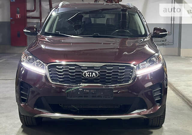 Красный Киа Соренто, объемом двигателя 2.36 л и пробегом 99 тыс. км за 18900 $, фото 22 на Automoto.ua