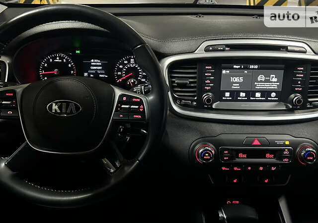 Красный Киа Соренто, объемом двигателя 2.36 л и пробегом 99 тыс. км за 18900 $, фото 34 на Automoto.ua