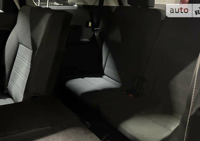 Красный Киа Соренто, объемом двигателя 2.36 л и пробегом 99 тыс. км за 18900 $, фото 65 на Automoto.ua