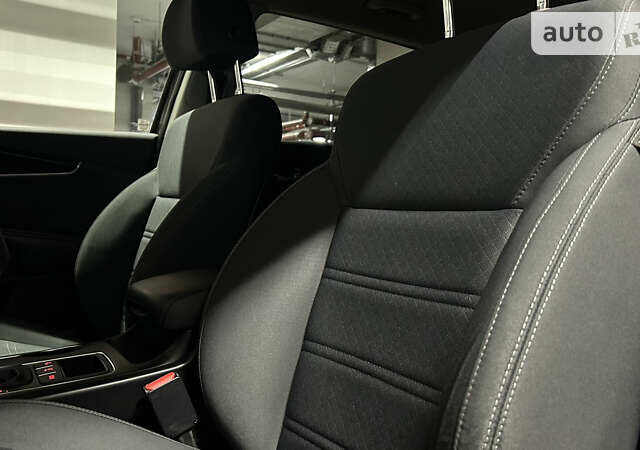 Красный Киа Соренто, объемом двигателя 2.36 л и пробегом 99 тыс. км за 18900 $, фото 31 на Automoto.ua