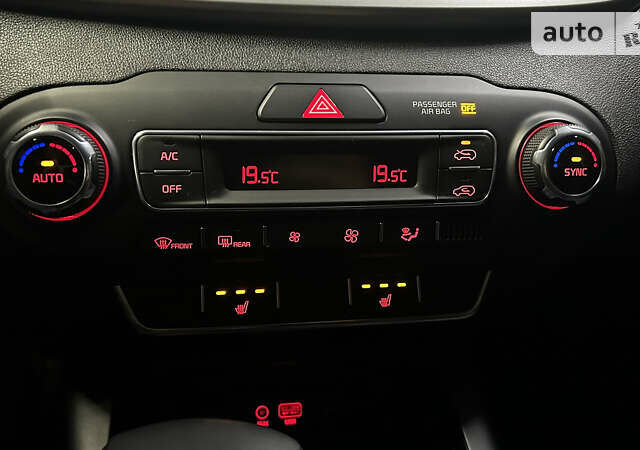 Красный Киа Соренто, объемом двигателя 2.36 л и пробегом 99 тыс. км за 18900 $, фото 46 на Automoto.ua