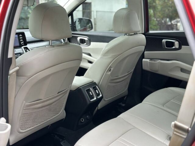 Кіа Соренто 2020 у Львові на Automoto.ua Червоний Кіа Соренто, об'ємом двигуна 2.5 л та пробігом 99 тис. км за 19900 $, фото 16 на Automoto.ua