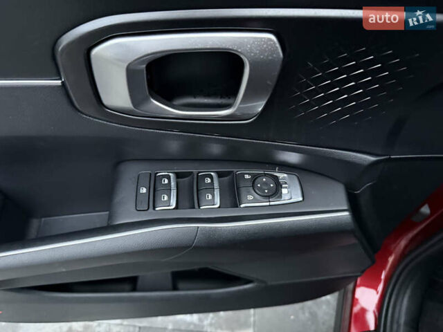 Красный Киа Соренто, объемом двигателя 2.49 л и пробегом 65 тыс. км за 24800 $, фото 24 на Automoto.ua