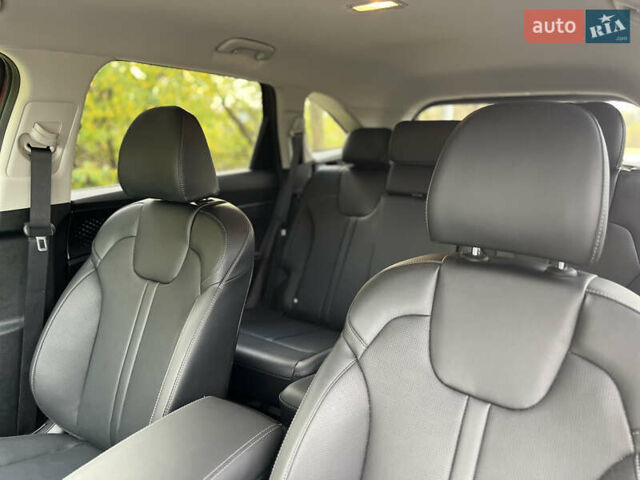 Червоний Кіа Соренто, об'ємом двигуна 2.5 л та пробігом 1 тис. км за 41900 $, фото 11 на Automoto.ua