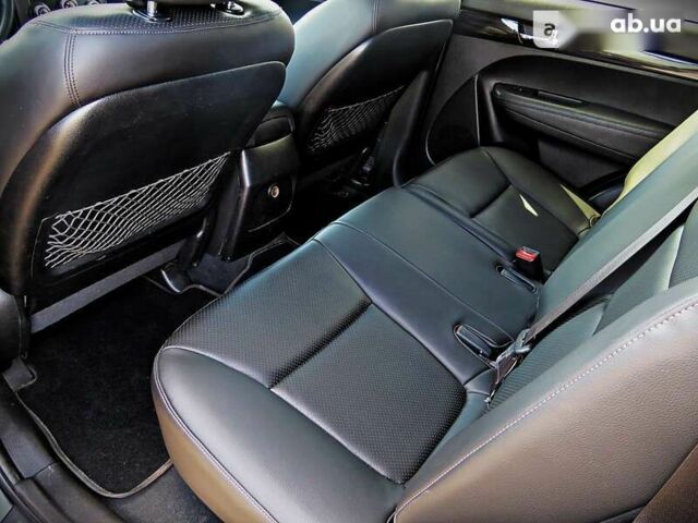 Киа Соренто, объемом двигателя 2.4 л и пробегом 249 тыс. км за 13500 $, фото 14 на Automoto.ua