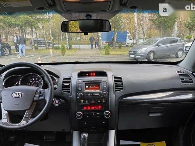 Кіа Соренто, об'ємом двигуна 2.4 л та пробігом 195 тис. км за 12500 $, фото 13 на Automoto.ua