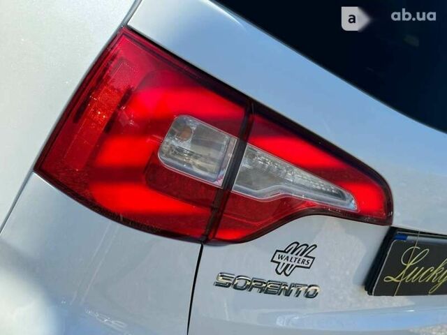 Киа Соренто, объемом двигателя 0 л и пробегом 127 тыс. км за 16000 $, фото 10 на Automoto.ua