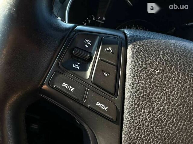 Киа Соренто, объемом двигателя 0 л и пробегом 127 тыс. км за 16000 $, фото 29 на Automoto.ua