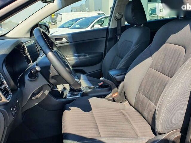 Киа Соренто, объемом двигателя 1.7 л и пробегом 179 тыс. км за 18500 $, фото 9 на Automoto.ua
