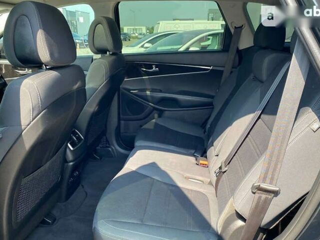 Киа Соренто, объемом двигателя 2.4 л и пробегом 158 тыс. км за 17200 $, фото 21 на Automoto.ua