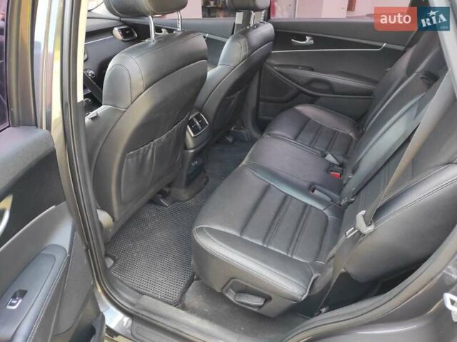 Киа Соренто, объемом двигателя 2 л и пробегом 194 тыс. км за 21000 $, фото 5 на Automoto.ua