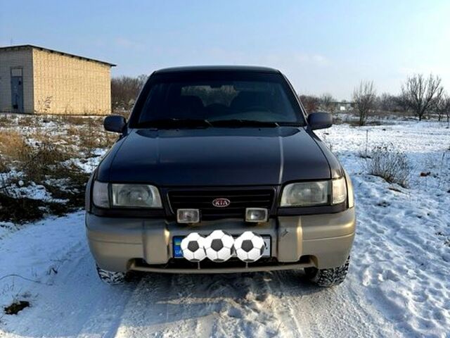 Киа Соренто, объемом двигателя 20 л и пробегом 256 тыс. км за 2700 $, фото 1 на Automoto.ua