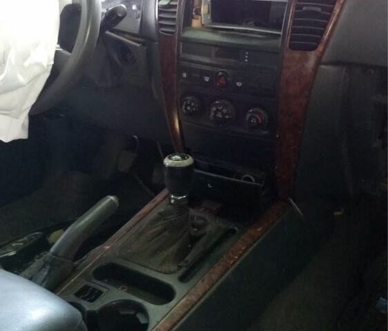 Киа Соренто, объемом двигателя 2.5 л и пробегом 300 тыс. км за 1560 $, фото 11 на Automoto.ua
