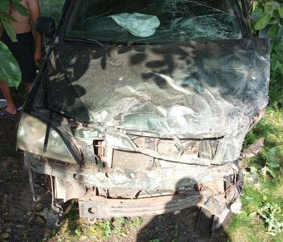 Киа Соренто, объемом двигателя 2.5 л и пробегом 300 тыс. км за 1559 $, фото 4 на Automoto.ua