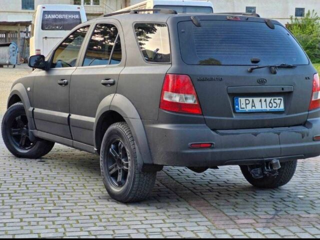 Киа Соренто, объемом двигателя 2.5 л и пробегом 327 тыс. км за 3600 $, фото 2 на Automoto.ua