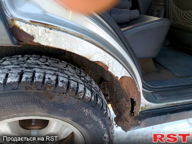 Киа Соренто, объемом двигателя 25 л и пробегом 360 тыс. км за 4900 $, фото 6 на Automoto.ua
