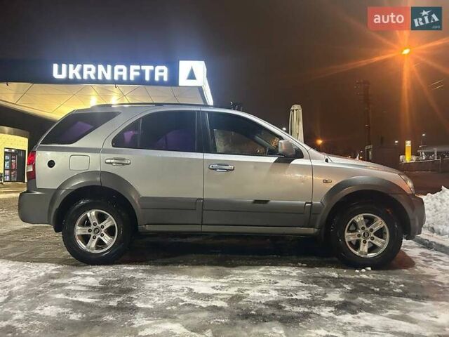 Киа Соренто, объемом двигателя 2.4 л и пробегом 210 тыс. км за 5999 $, фото 1 на Automoto.ua