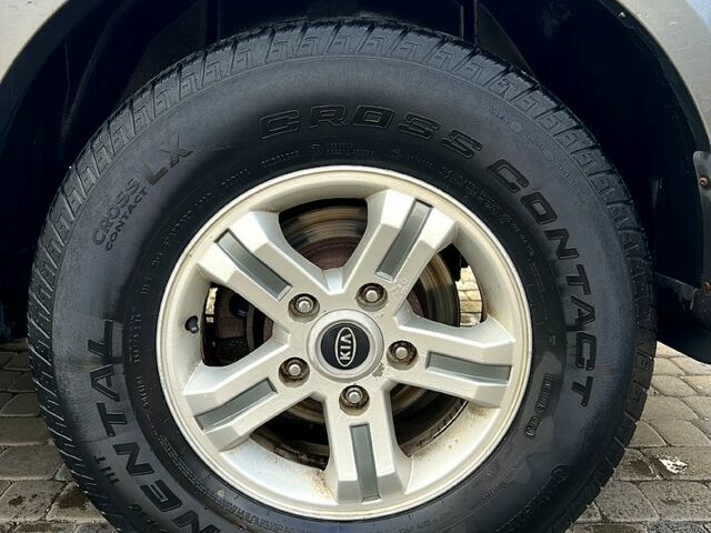 Киа Соренто 2004 в Виноградове на Automoto.ua Киа Соренто, объемом двигателя 2.5 л и пробегом 333 тыс. км за 3700 $, фото 3 на Automoto.ua