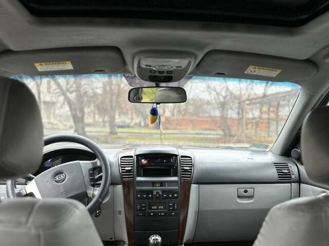 Кіа Соренто, об'ємом двигуна 2.5 л та пробігом 250 тис. км за 3400 $, фото 14 на Automoto.ua