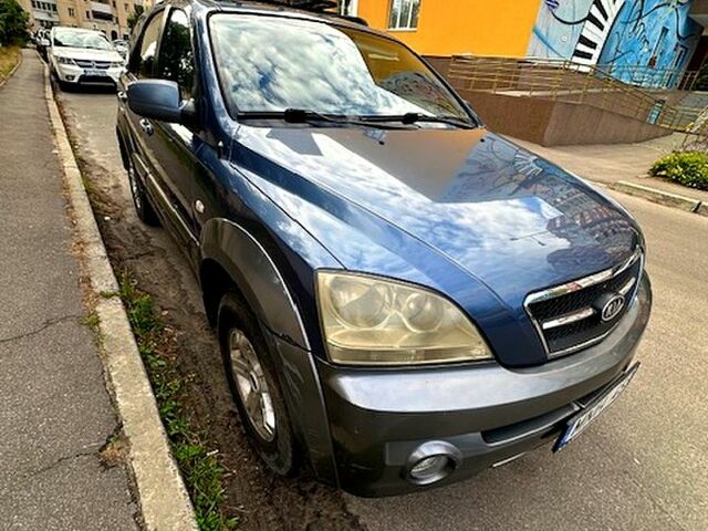 Киа Соренто, объемом двигателя 2.5 л и пробегом 325 тыс. км за 4500 $, фото 1 на Automoto.ua