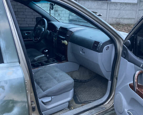 Киа Соренто, объемом двигателя 2.5 л и пробегом 300 тыс. км за 3000 $, фото 7 на Automoto.ua