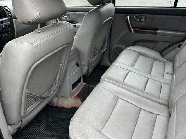 Кіа Соренто, об'ємом двигуна 2.5 л та пробігом 250 тис. км за 3400 $, фото 6 на Automoto.ua