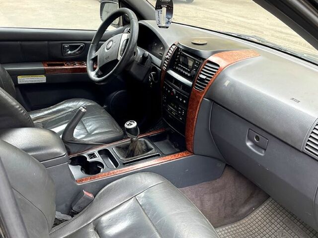 Киа Соренто, объемом двигателя 25 л и пробегом 333 тыс. км за 3500 $, фото 3 на Automoto.ua