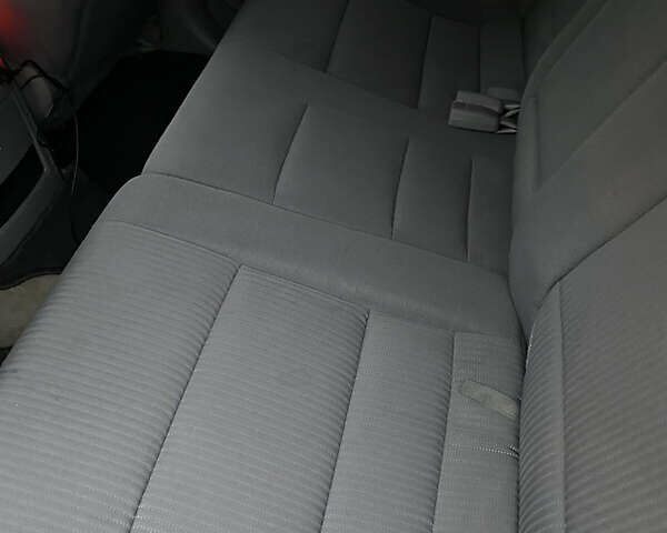 Киа Соренто, объемом двигателя 2.5 л и пробегом 225 тыс. км за 4200 $, фото 3 на Automoto.ua