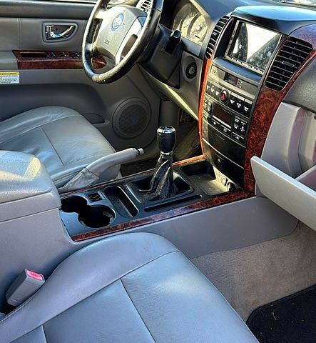 Киа Соренто, объемом двигателя 2.5 л и пробегом 240 тыс. км за 4500 $, фото 1 на Automoto.ua