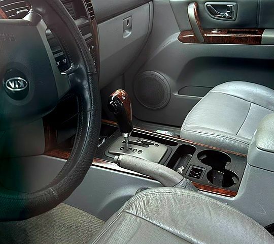Киа Соренто, объемом двигателя 25 л и пробегом 0 тыс. км за 2000 $, фото 3 на Automoto.ua