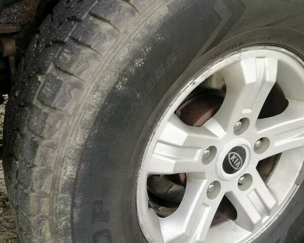 Киа Соренто, объемом двигателя 2.5 л и пробегом 280 тыс. км за 4499 $, фото 14 на Automoto.ua