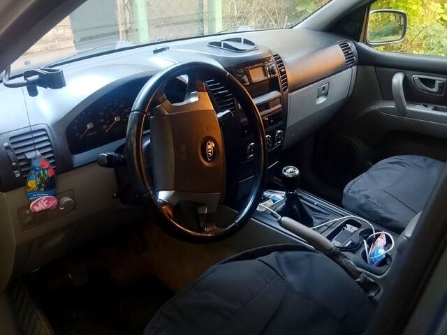Киа Соренто, объемом двигателя 2.5 л и пробегом 0 тыс. км за 3700 $, фото 1 на Automoto.ua