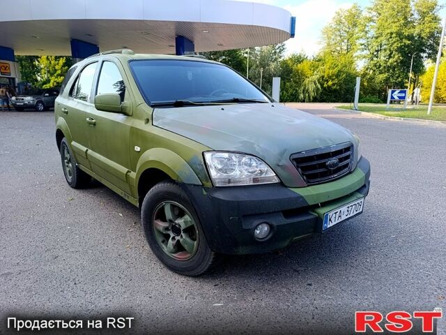 Киа Соренто, объемом двигателя 2.5 л и пробегом 300 тыс. км за 3500 $, фото 2 на Automoto.ua