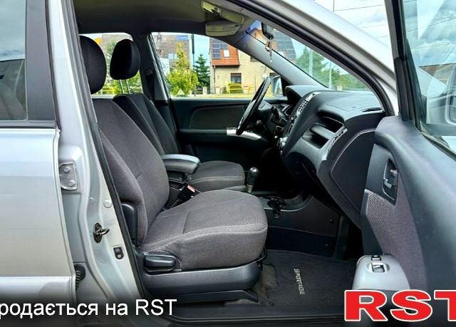 Киа Соренто, объемом двигателя 2 л и пробегом 283 тыс. км за 2450 $, фото 4 на Automoto.ua