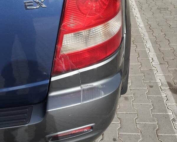 Киа Соренто, объемом двигателя 2.4 л и пробегом 180 тыс. км за 5999 $, фото 6 на Automoto.ua