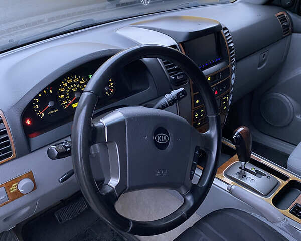 Киа Соренто, объемом двигателя 2.5 л и пробегом 225 тыс. км за 4200 $, фото 9 на Automoto.ua