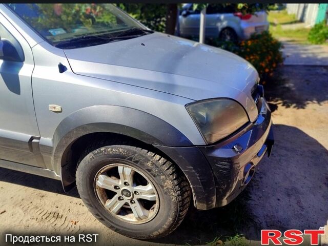 Киа Соренто, объемом двигателя 2.5 л и пробегом 221 тыс. км за 3900 $, фото 1 на Automoto.ua