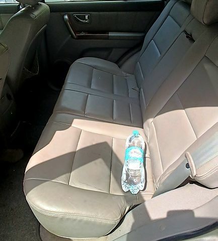 Киа Соренто, объемом двигателя 25 л и пробегом 330 тыс. км за 3400 $, фото 6 на Automoto.ua