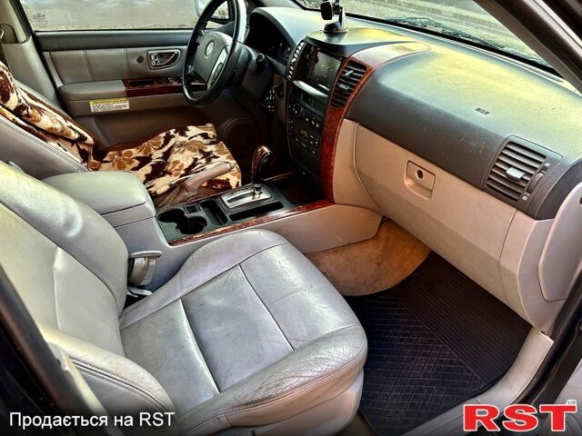Кіа Соренто, об'ємом двигуна 25 л та пробігом 268 тис. км за 3300 $, фото 7 на Automoto.ua