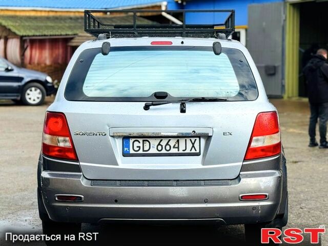 Киа Соренто, объемом двигателя 2.5 л и пробегом 280 тыс. км за 4300 $, фото 5 на Automoto.ua