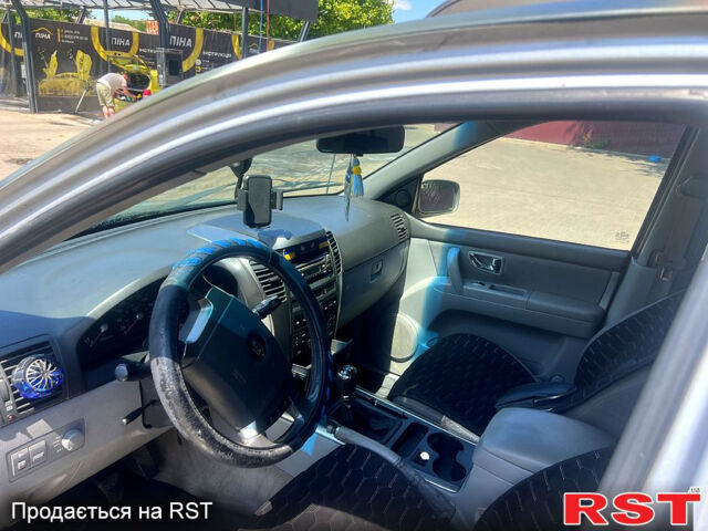 Киа Соренто, объемом двигателя 2.5 л и пробегом 0 тыс. км за 5500 $, фото 2 на Automoto.ua