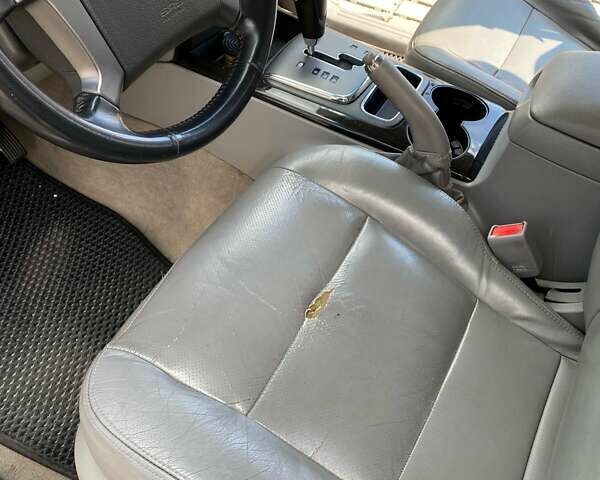 Киа Соренто, объемом двигателя 2.5 л и пробегом 383 тыс. км за 7550 $, фото 2 на Automoto.ua