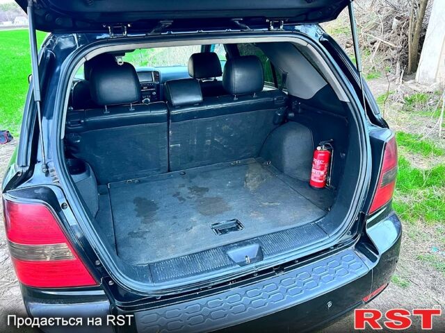 Киа Соренто, объемом двигателя 25 л и пробегом 0 тыс. км за 4200 $, фото 13 на Automoto.ua